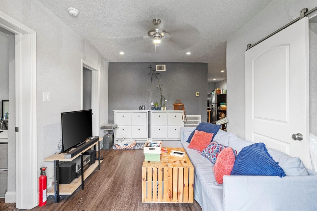 4630 Woodside Street - Photo 0