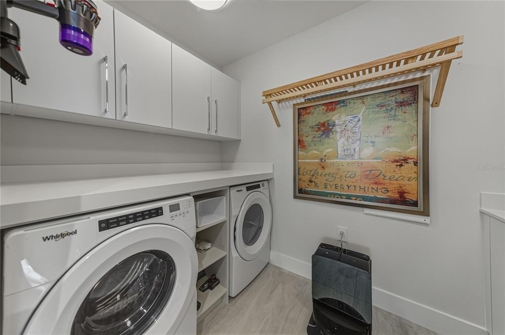 275 1st Avenue S - Photo 14
