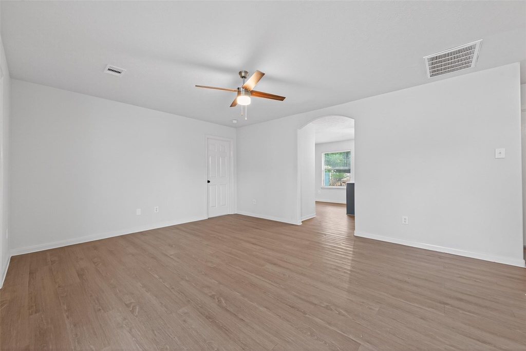 16348 Ryan Guinn Way - Photo 4
