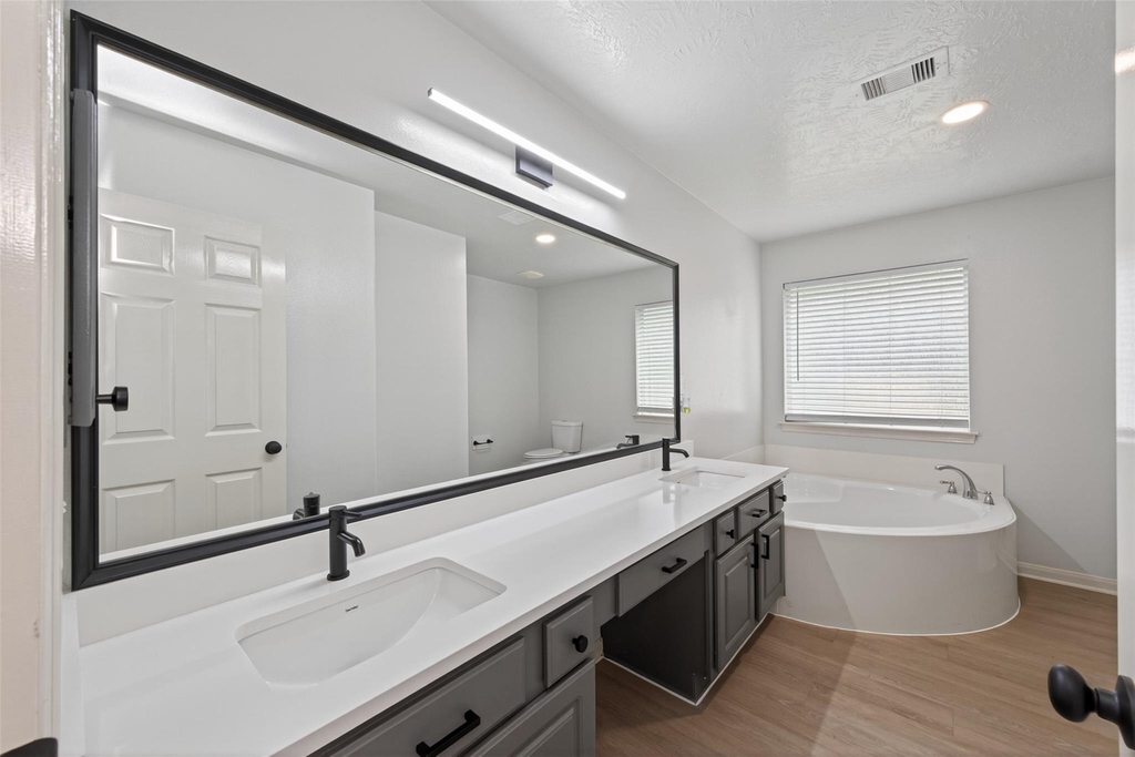 16348 Ryan Guinn Way - Photo 18