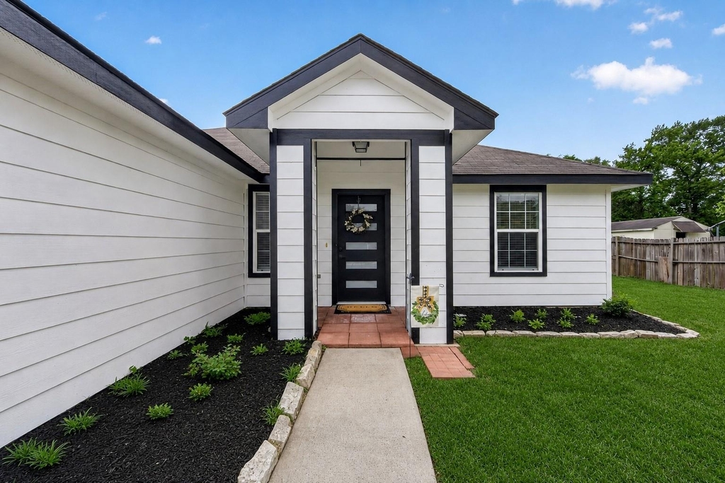 16348 Ryan Guinn Way - Photo 2