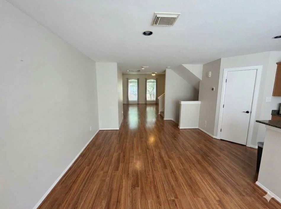 1253 W 17th Street - Photo 3