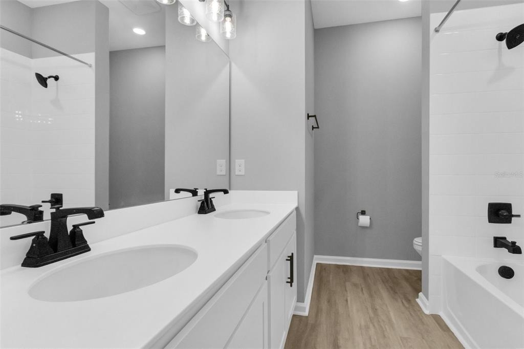 819 Ballantyne Drive - Photo 6