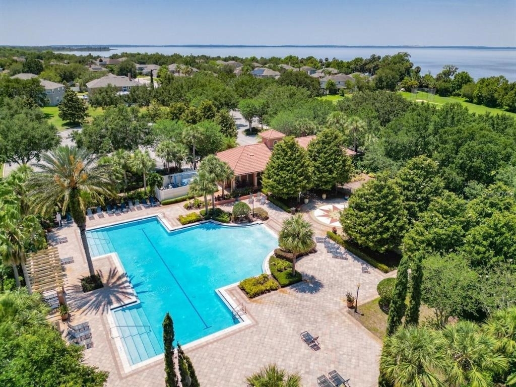 818 Pecori Terrace - Photo 19
