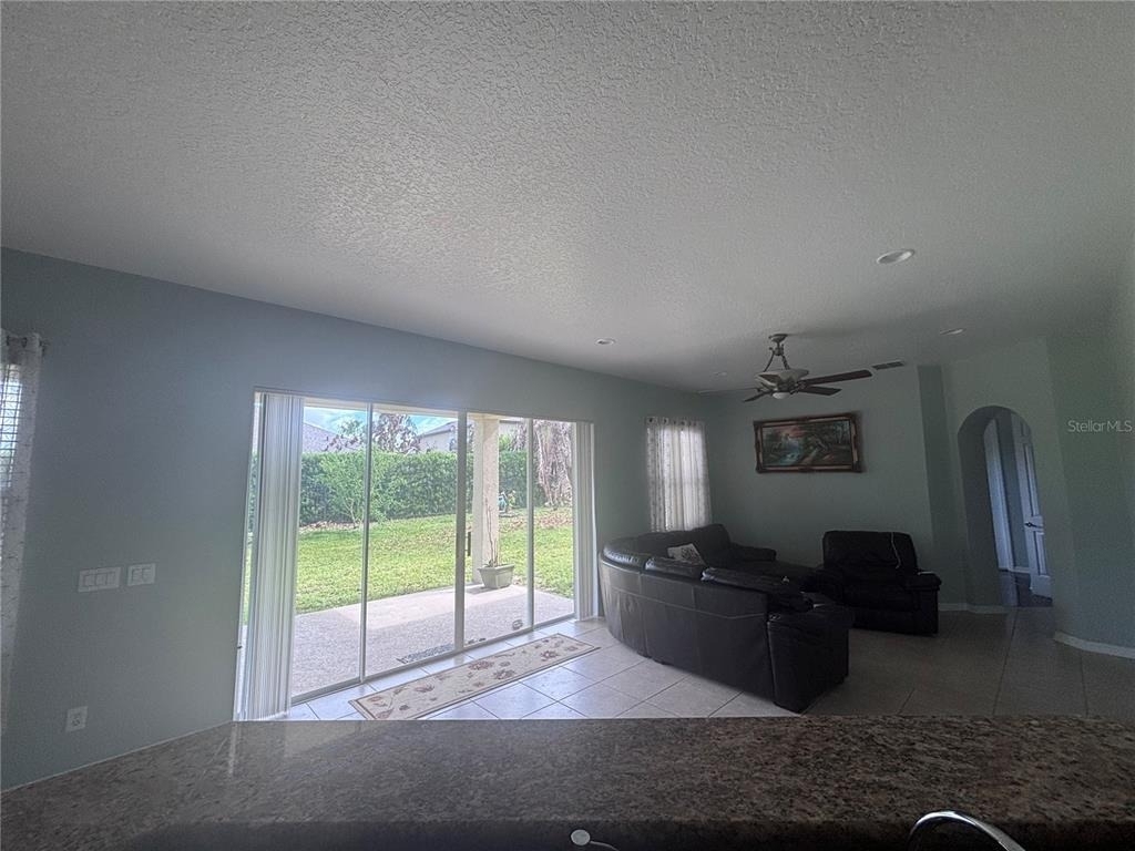 818 Pecori Terrace - Photo 9