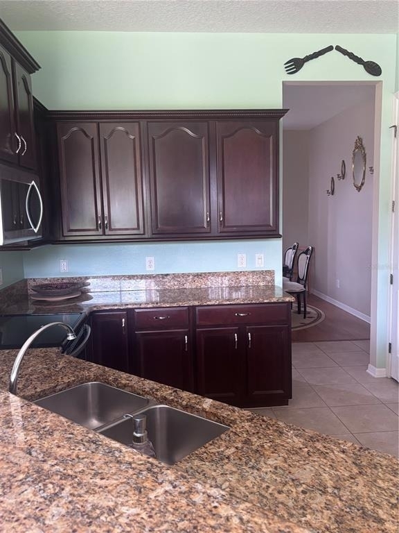 818 Pecori Terrace - Photo 13