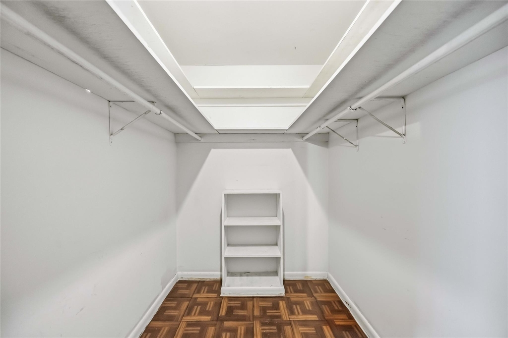 435 Rolling Wood Road - Photo 17