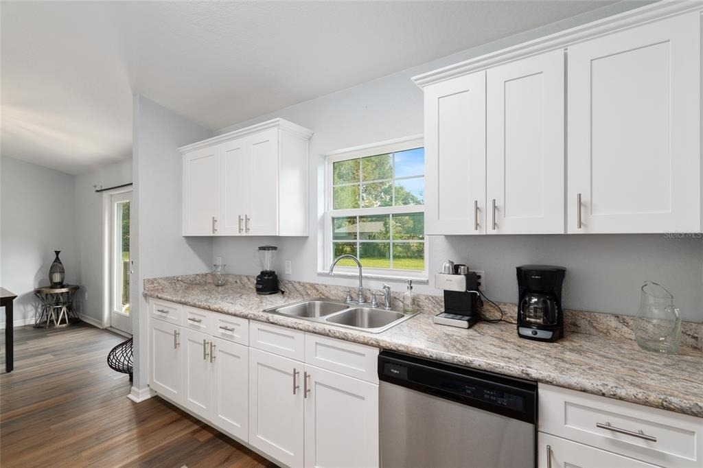 3424 Ne 14th Street - Photo 30