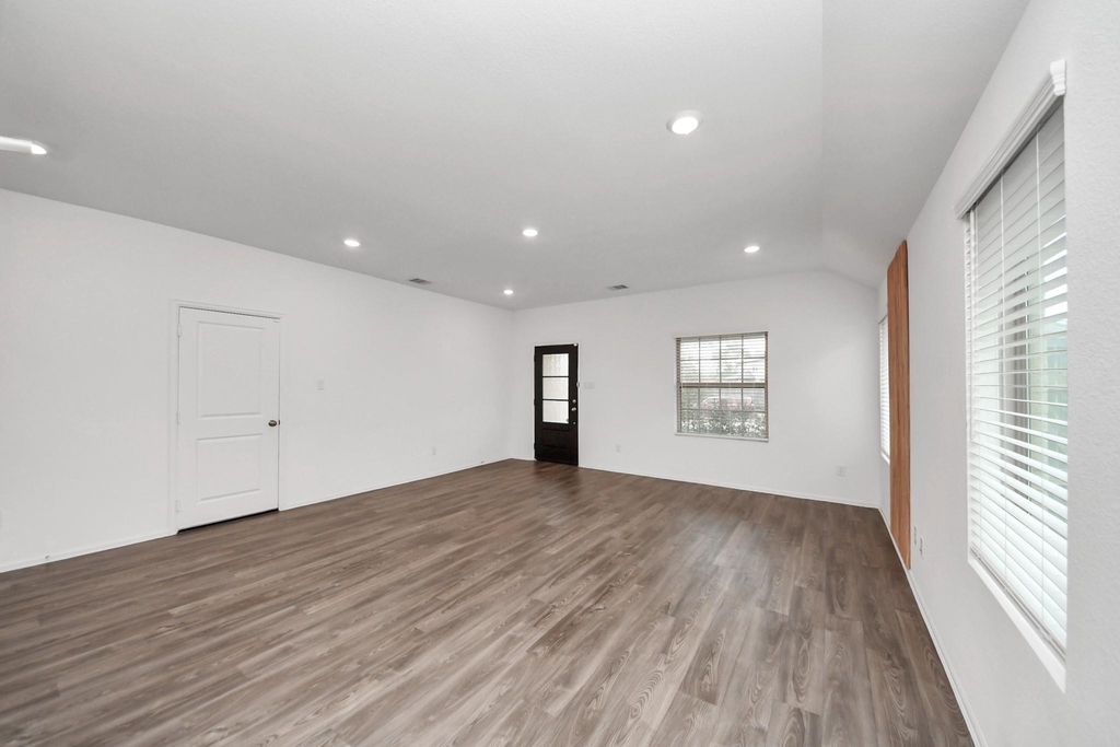 14230 Elrington Hollow Trail - Photo 8