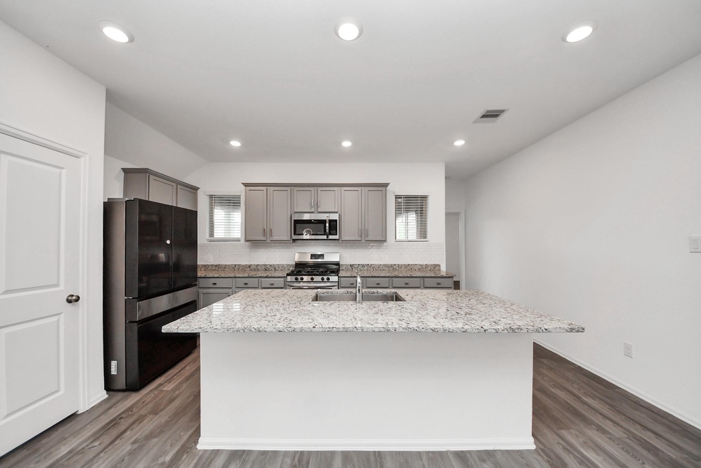 14230 Elrington Hollow Trail - Photo 16