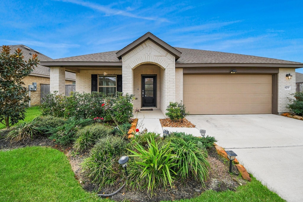 14230 Elrington Hollow Trail - Photo 0