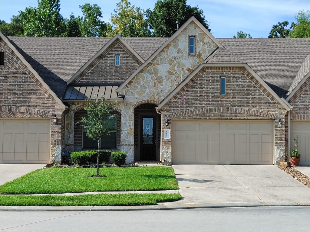 9014 Meacom Drive - Photo 0