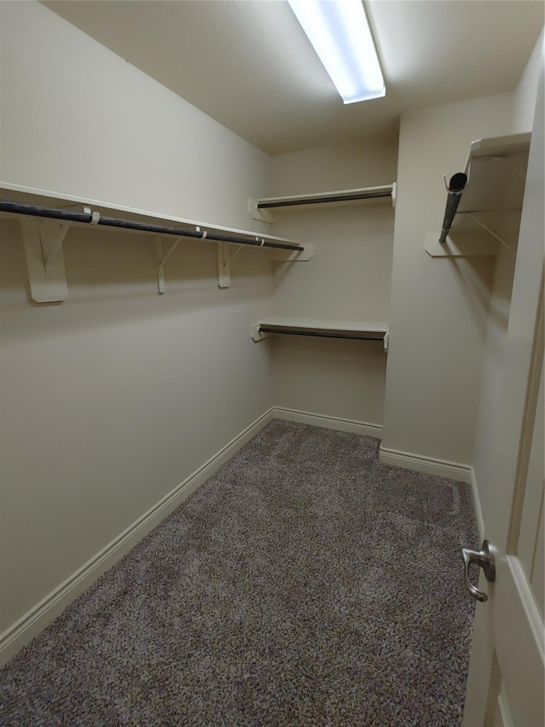 9014 Meacom Drive - Photo 32