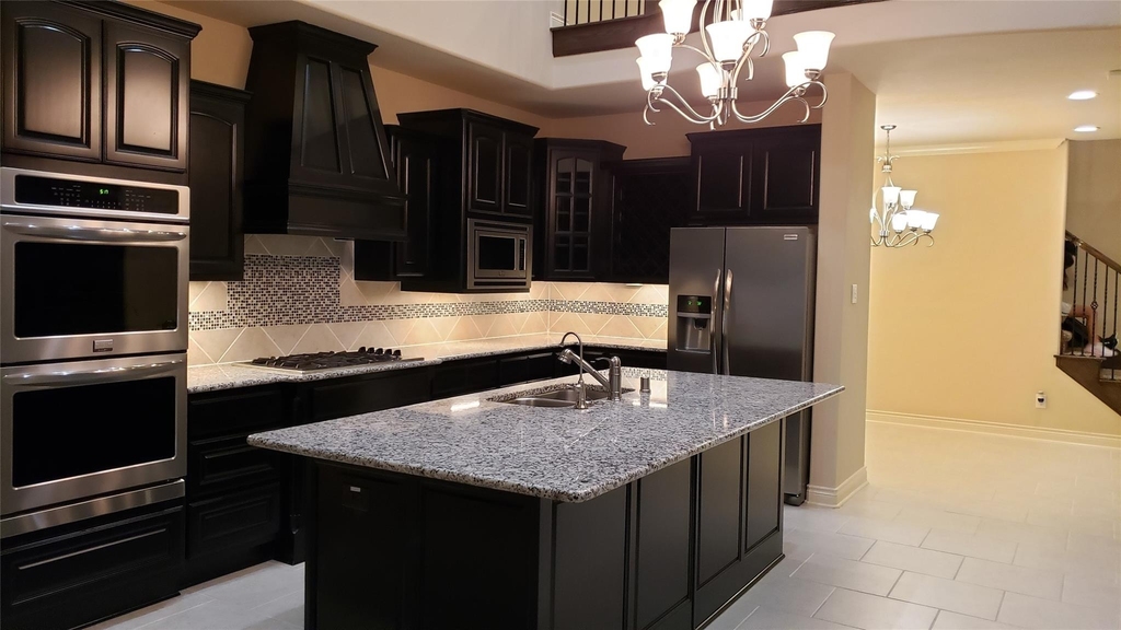 9014 Meacom Drive - Photo 5