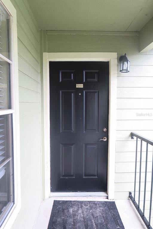 2550 N Alafaya Trail - Photo 0