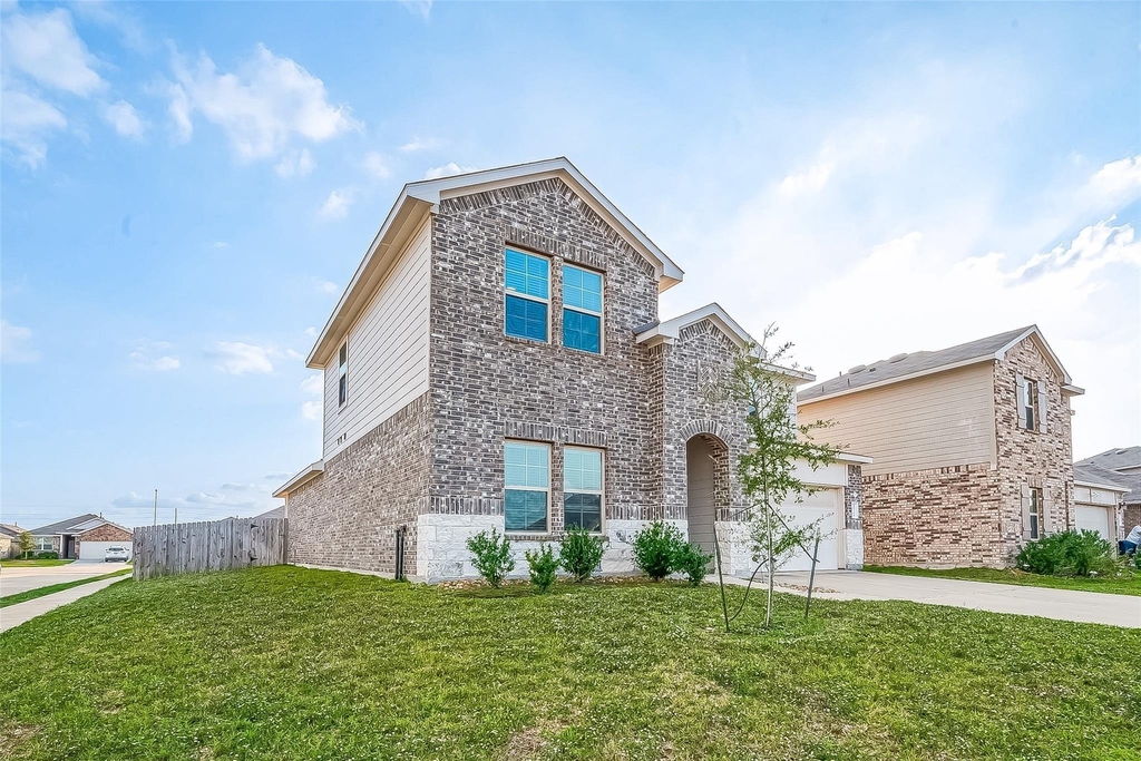 21311 Orono Heights Trail - Photo 1