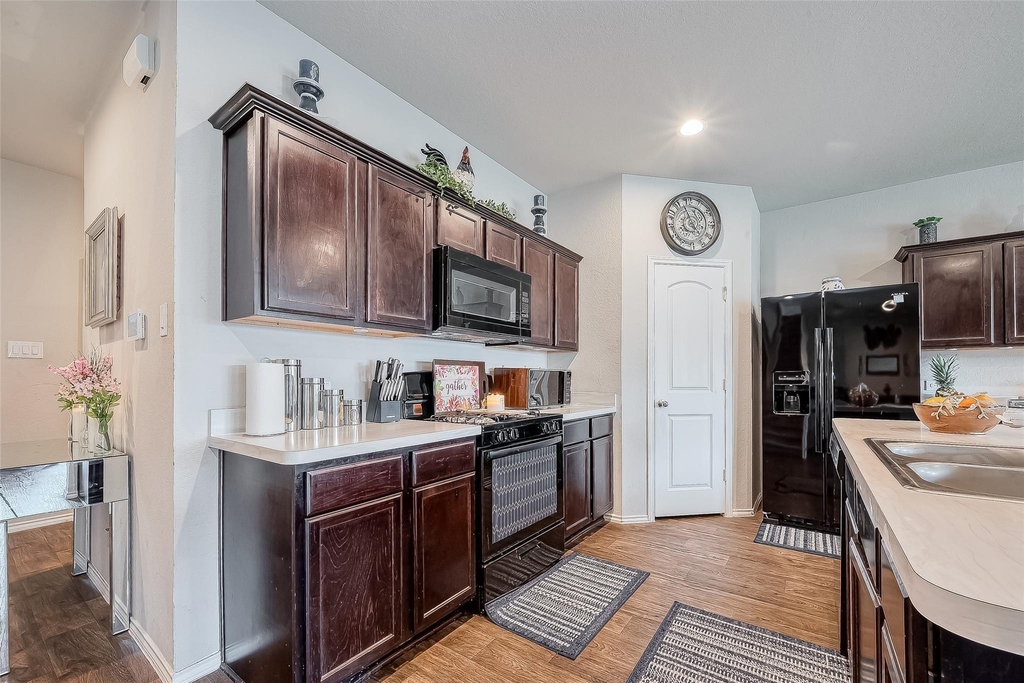 21311 Orono Heights Trail - Photo 5
