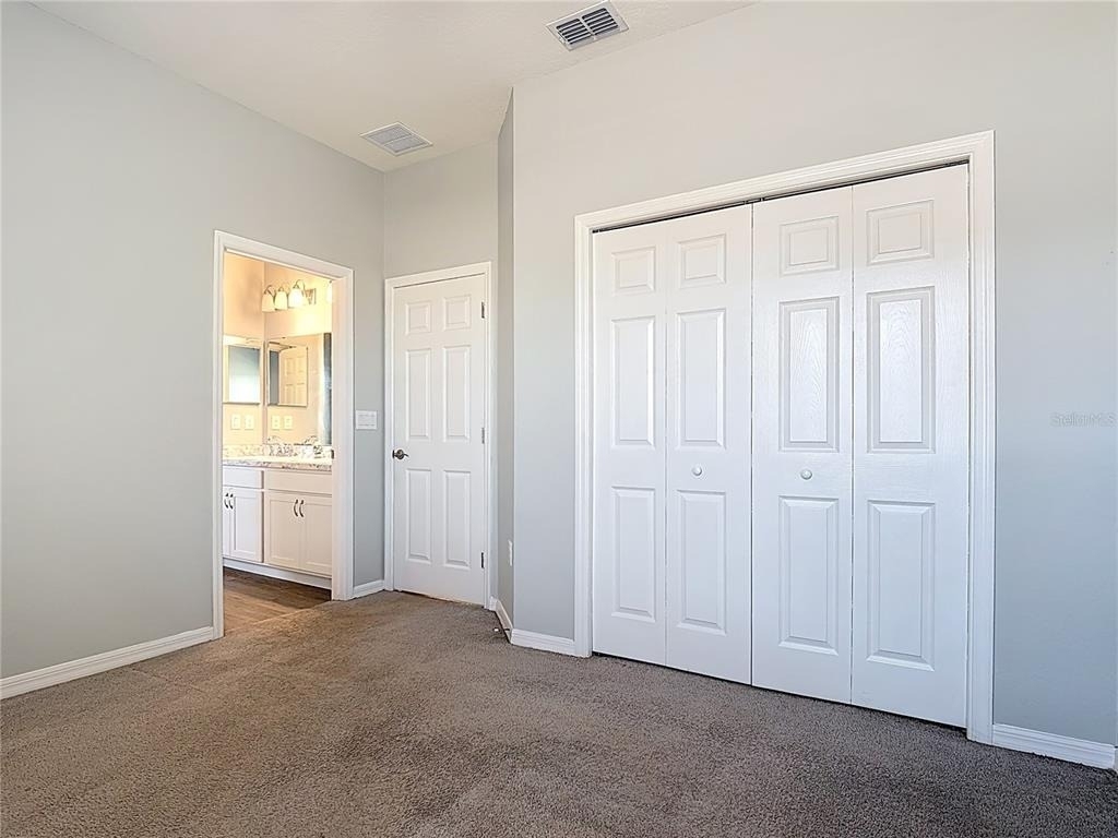 840 Sydney Street - Photo 29