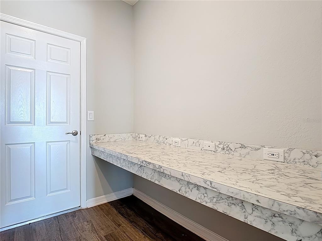 840 Sydney Street - Photo 35