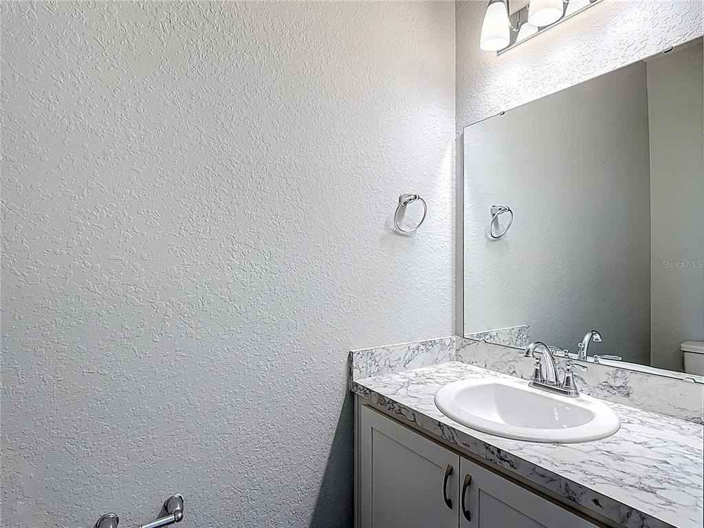 840 Sydney Street - Photo 24