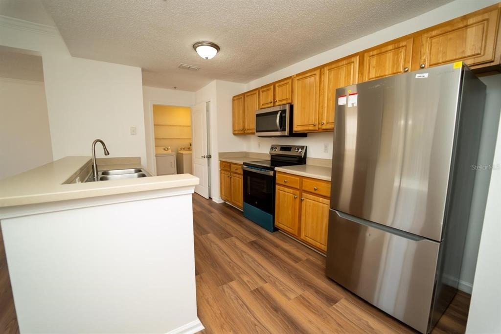12106 Poppy Field Lane - Photo 10