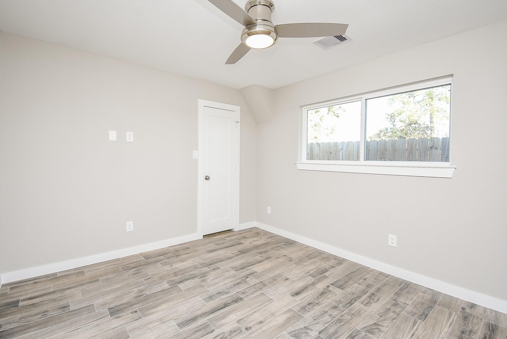 6522 De Priest Street - Photo 12