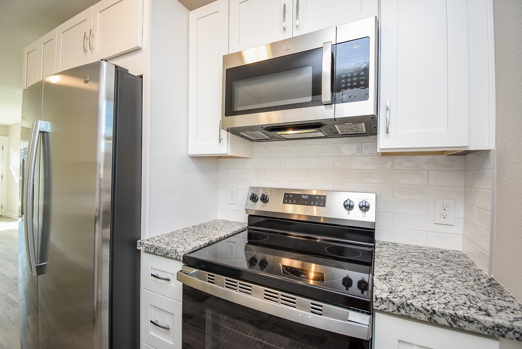 6522 De Priest Street - Photo 6