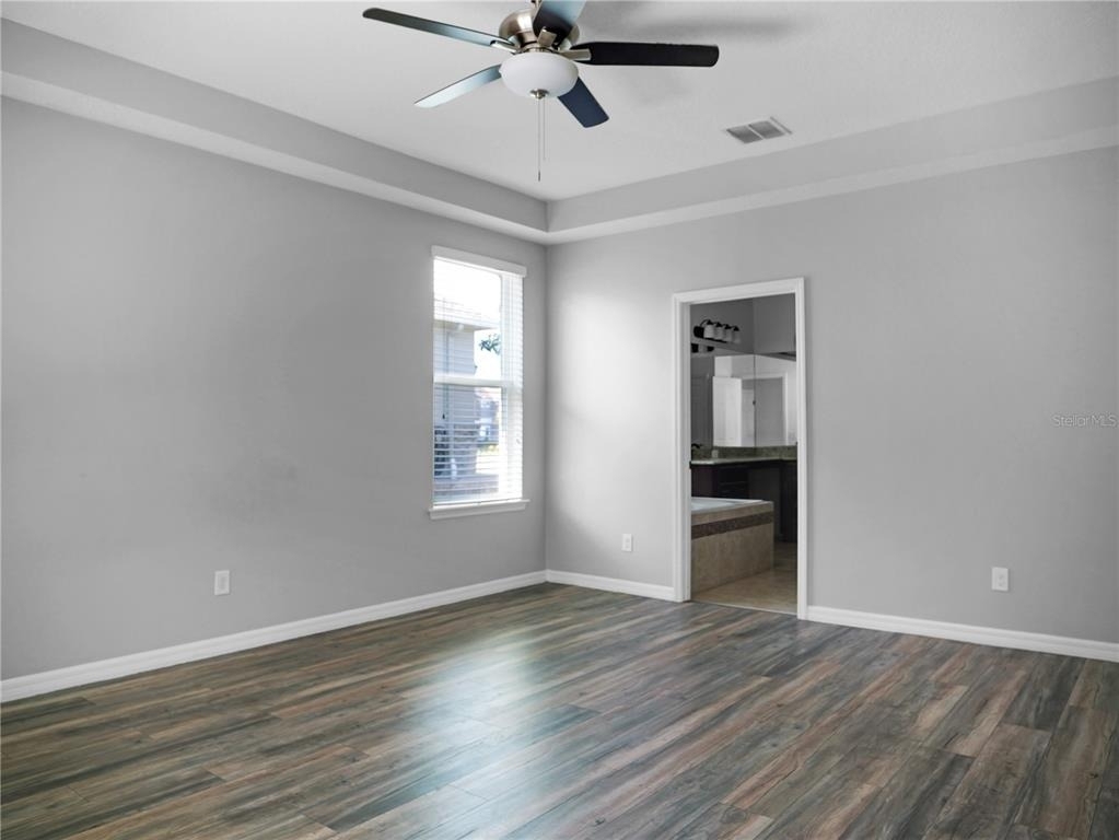 15002 Ozzi Street - Photo 9