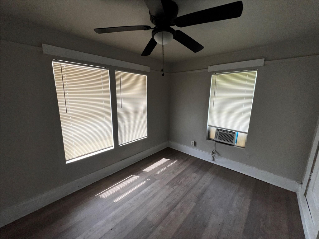 741 13th Street - Photo 4