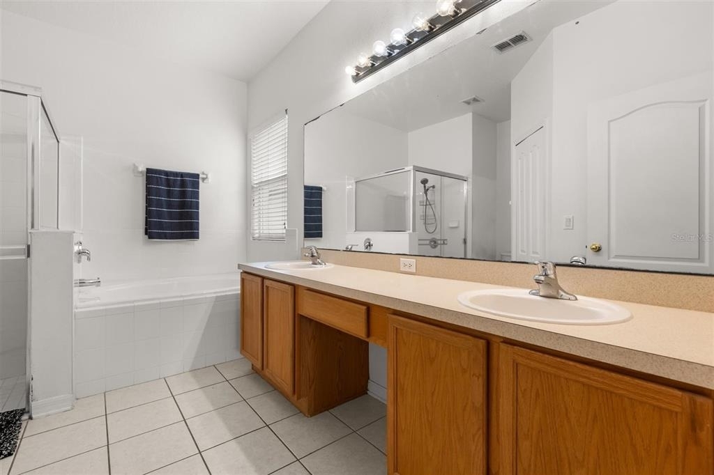 9406 Candice Court - Photo 20