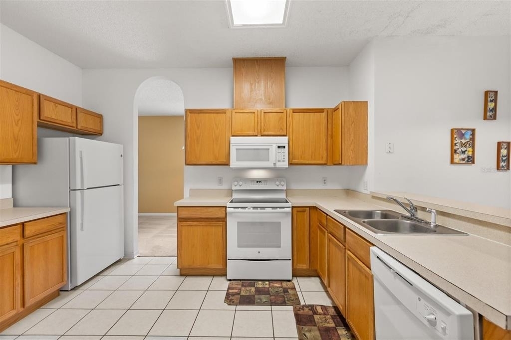 9406 Candice Court - Photo 14