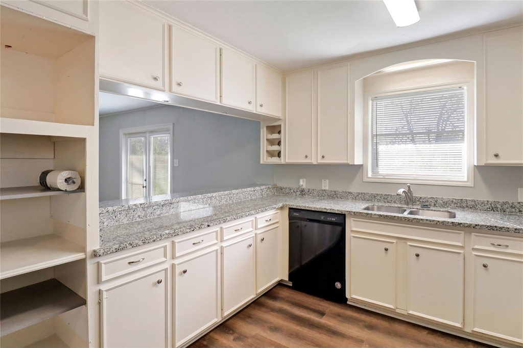 238 Sleepy Hollow Drive - Photo 13