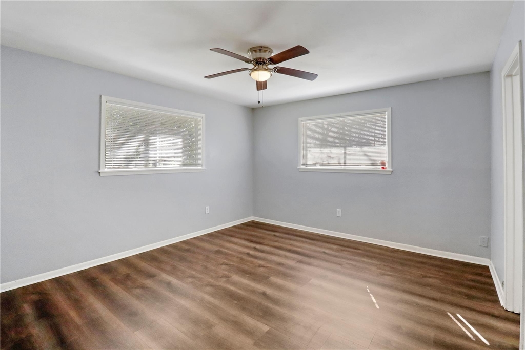 238 Sleepy Hollow Drive - Photo 16