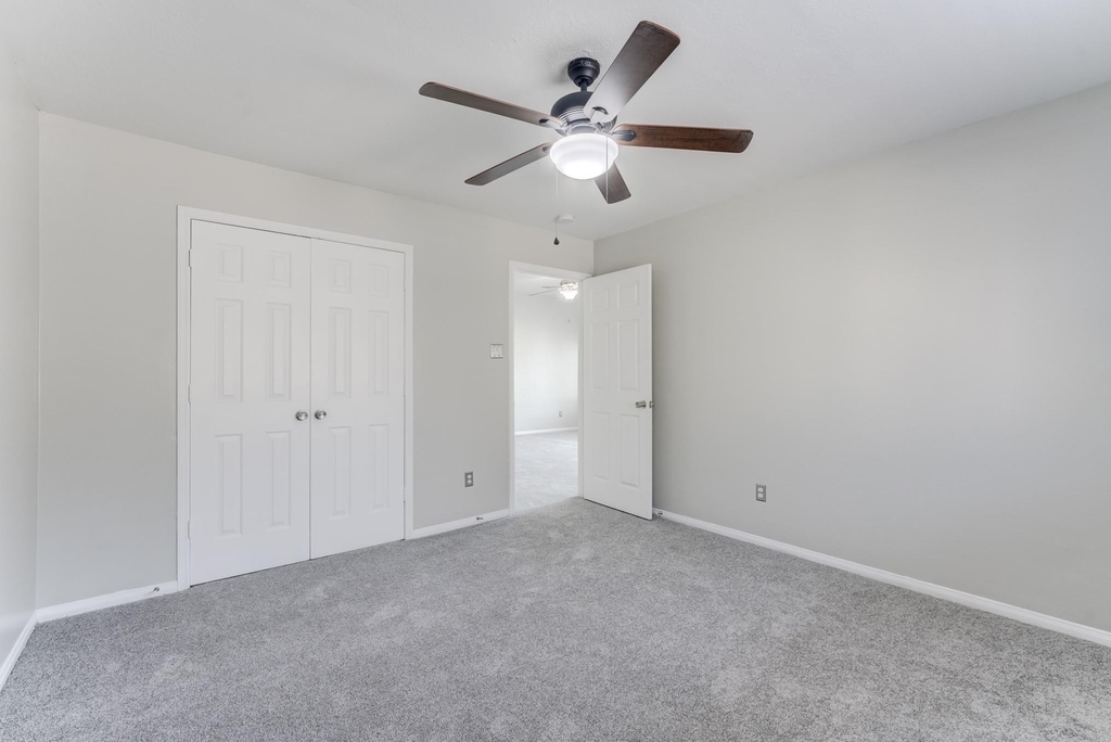 12415 Silversmine Drive - Photo 29
