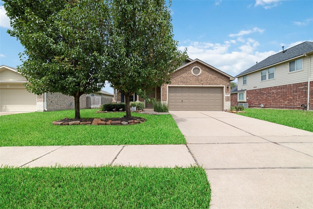 5115 Whitebridge Lane - Photo 2