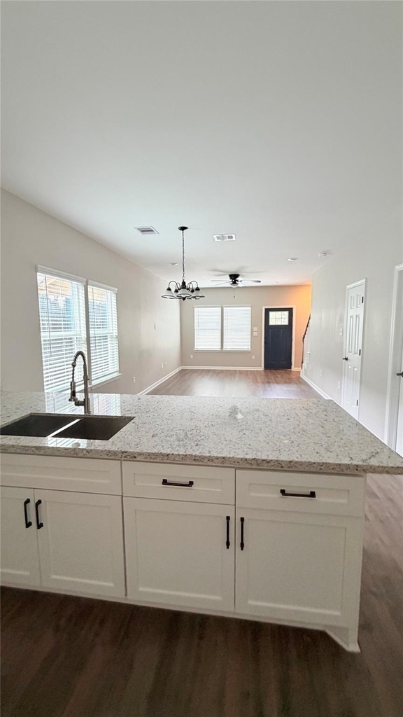 7034 Smilax Street - Photo 6