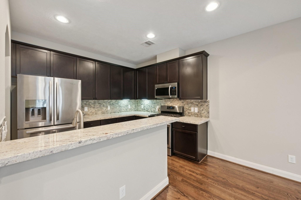 1214 Sampson Street - Photo 13