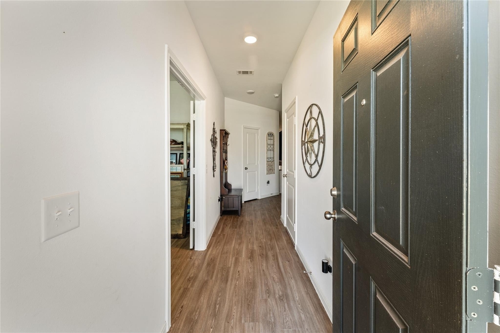 21103 Sherrell Bay Drive - Photo 2