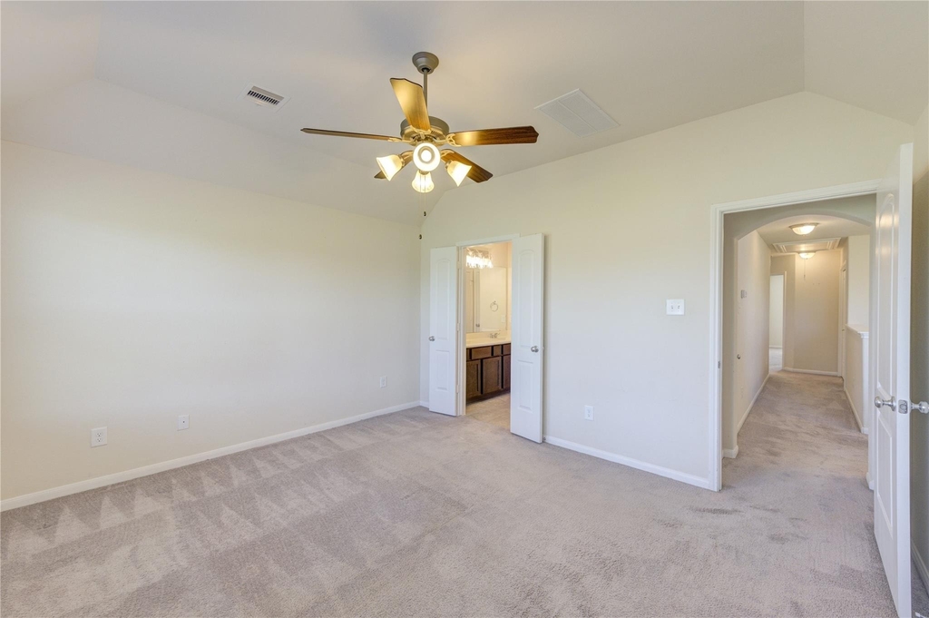 8335 Hawthorn Valley Lane - Photo 14