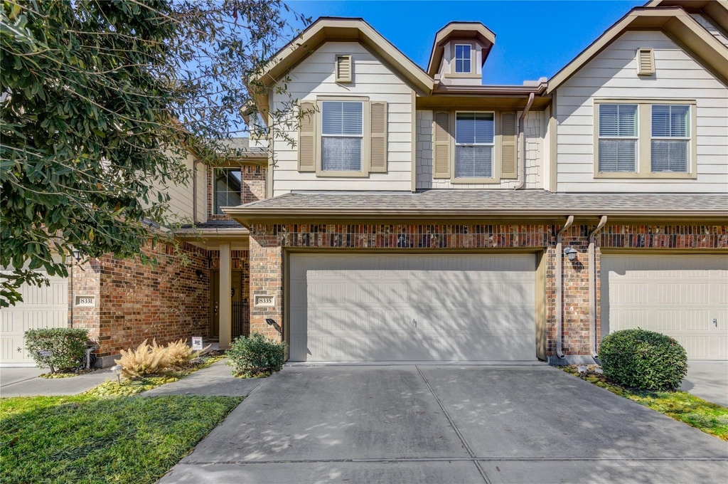 8335 Hawthorn Valley Lane - Photo 0