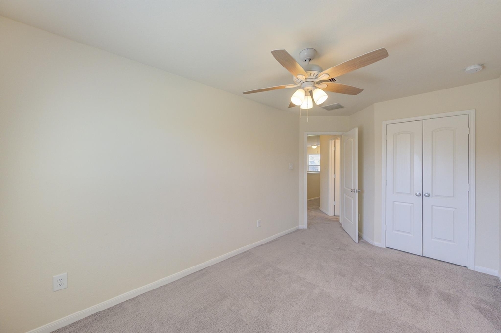 8335 Hawthorn Valley Lane - Photo 20