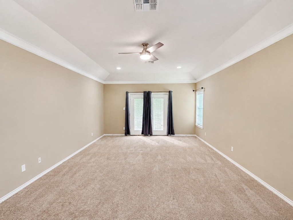 4414 Woodland Ridge Drive - Photo 8
