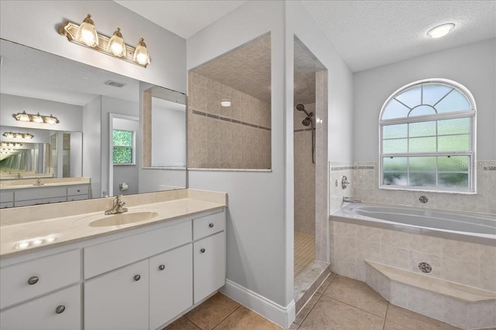 28 Freneau Lane - Photo 2