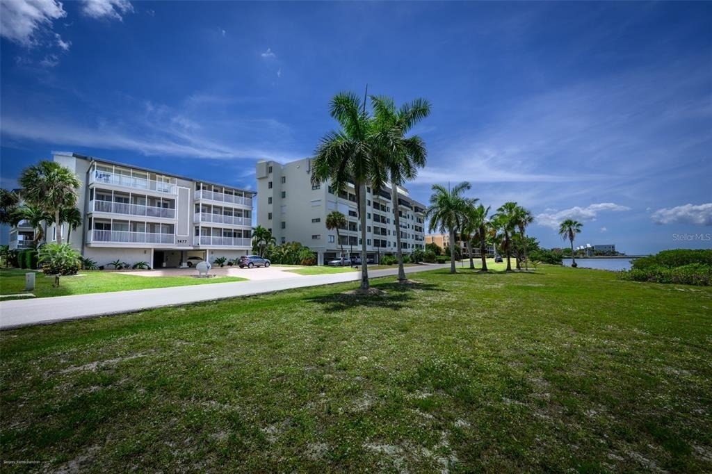 1477 Park Beach Circle - Photo 4