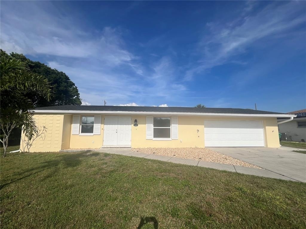 249 Seminole Boulevard Nw - Photo 0