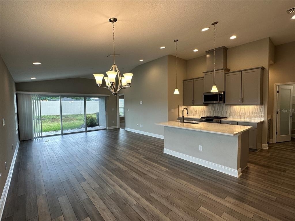12573 Oak Hill Way - Photo 10