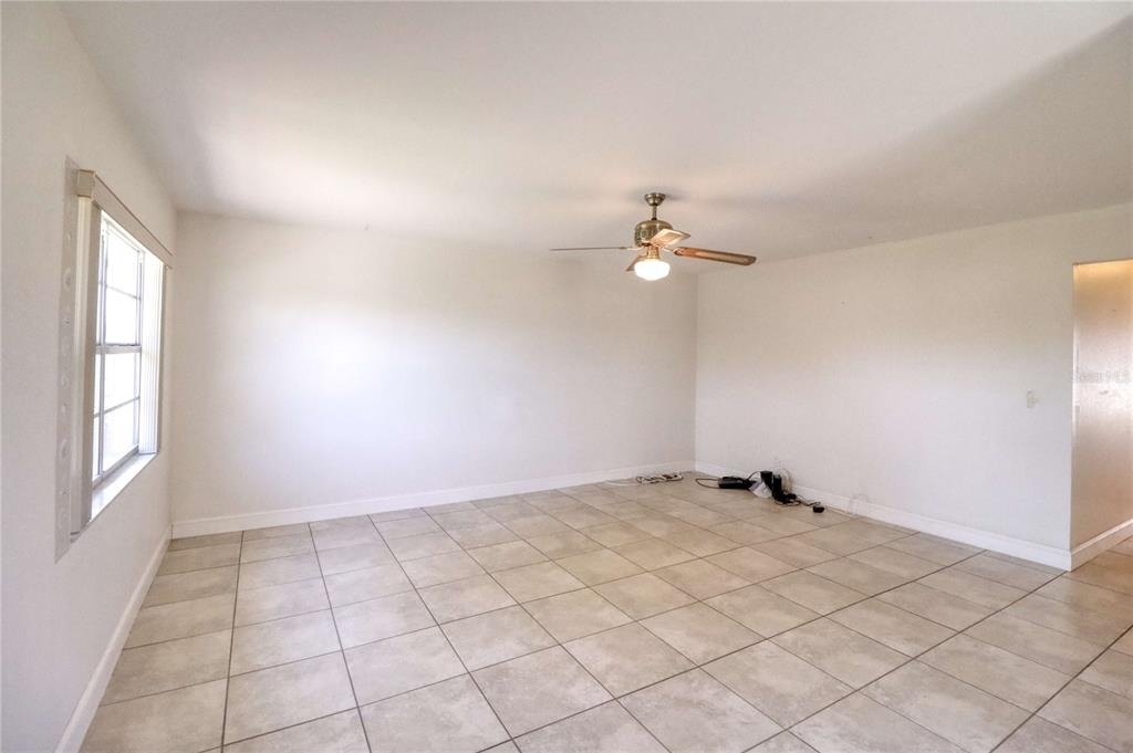 302 Canton Court - Photo 1