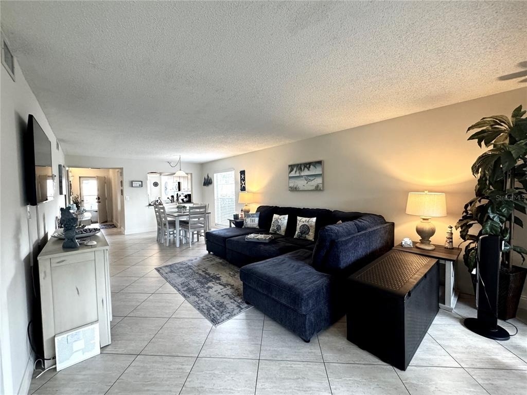 4377 Longmeadow - Photo 3