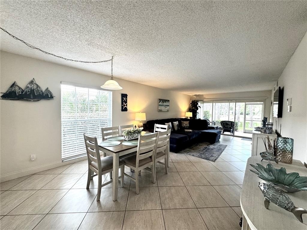 4377 Longmeadow - Photo 6
