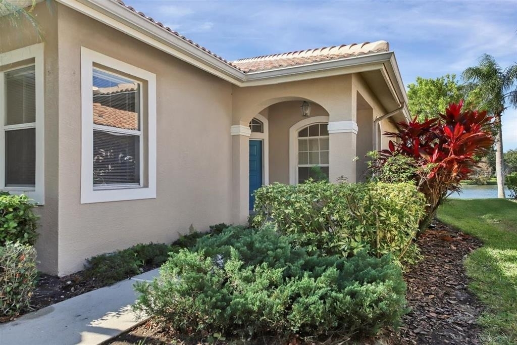 6714 Hickory Hammock Circle - Photo 1